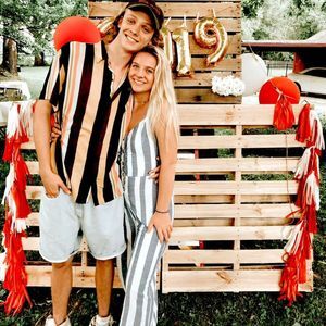 Meet your Posher, Delaney